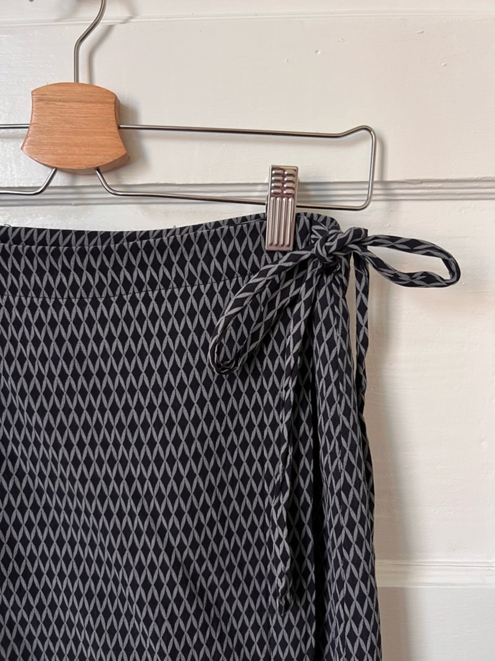 Banana Republic Geometric Wrap Skirt